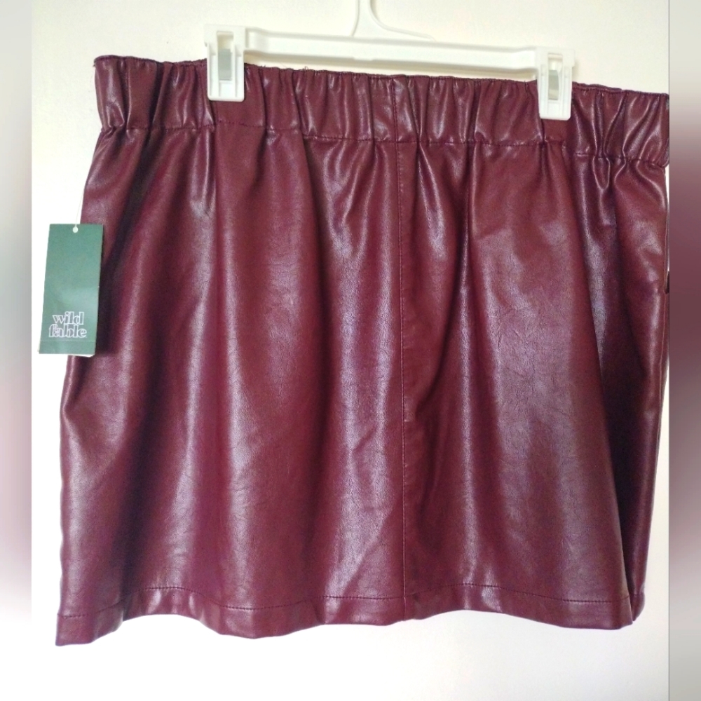 Plus Size Mini Leather Skirt with Pockets